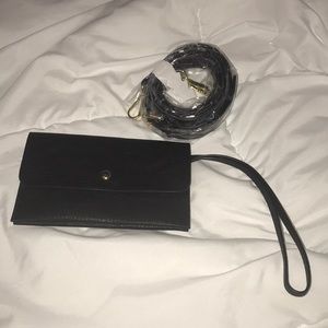 Black Wristlet + Strap